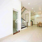 BIỆT THỰ 2 MẶT THOÁNG ÔTÔ ĐỖ CỬA - CÁCH MT VÀI CĂN - GARA RIÊNG OTO NGỦ TRONG NHÀ - NGANG KHỦNG 6.5 - 12 TỶ